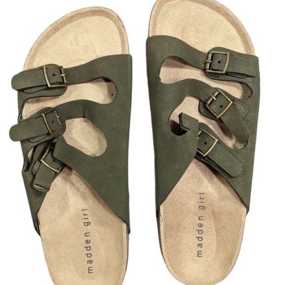 Shoes - NWOT Madden Girl Size 9 Sandals